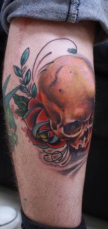 Ty McEwen - skull-flower tattoo